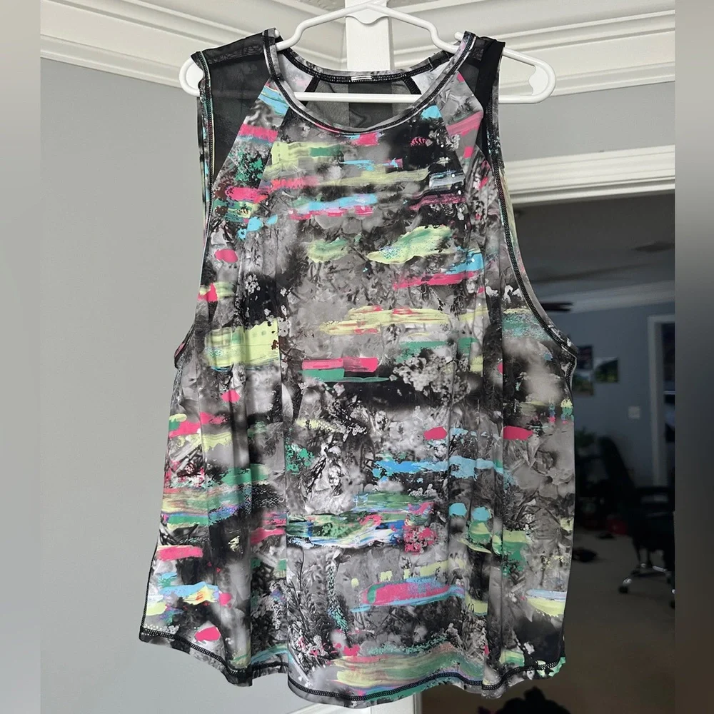 Lululemon Multicolor Abstract Women's Tank Top Size 6 - Picture 1 of 5